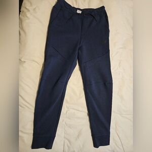 Nike Tech Slim Fit Taper Leg Pant